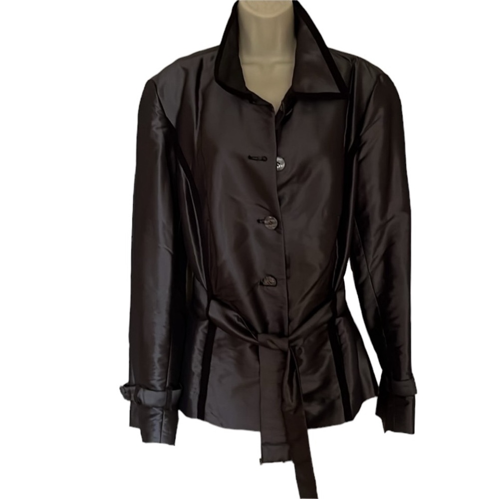 Jones New York size 14 silver trench style belted jacket hip length waterproof